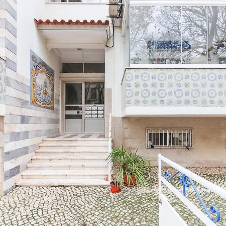 Cascais Flower Apartment *